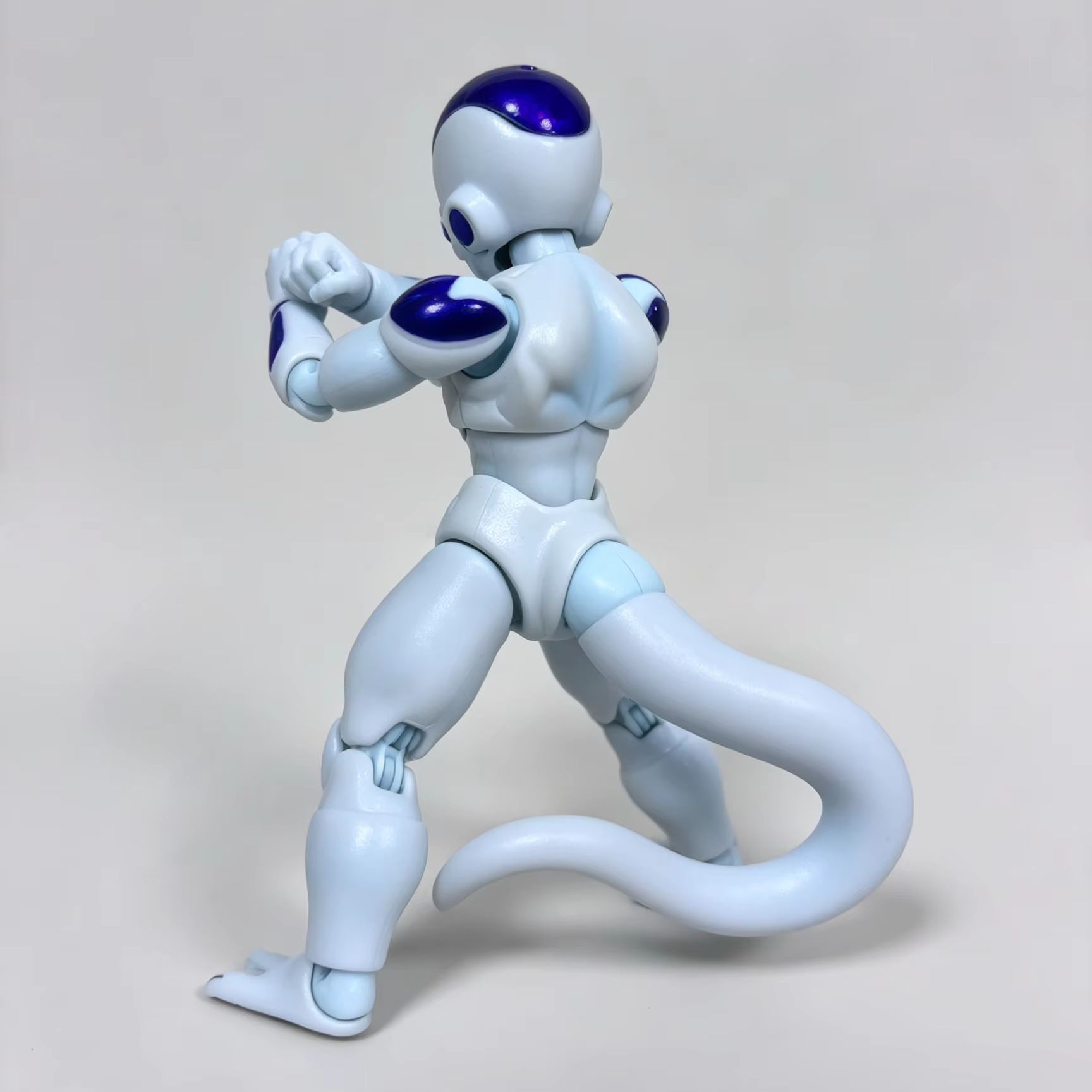 Bandai SHF Dragon Ball Frieza  - đánh giá và giá Model Kit Frieza