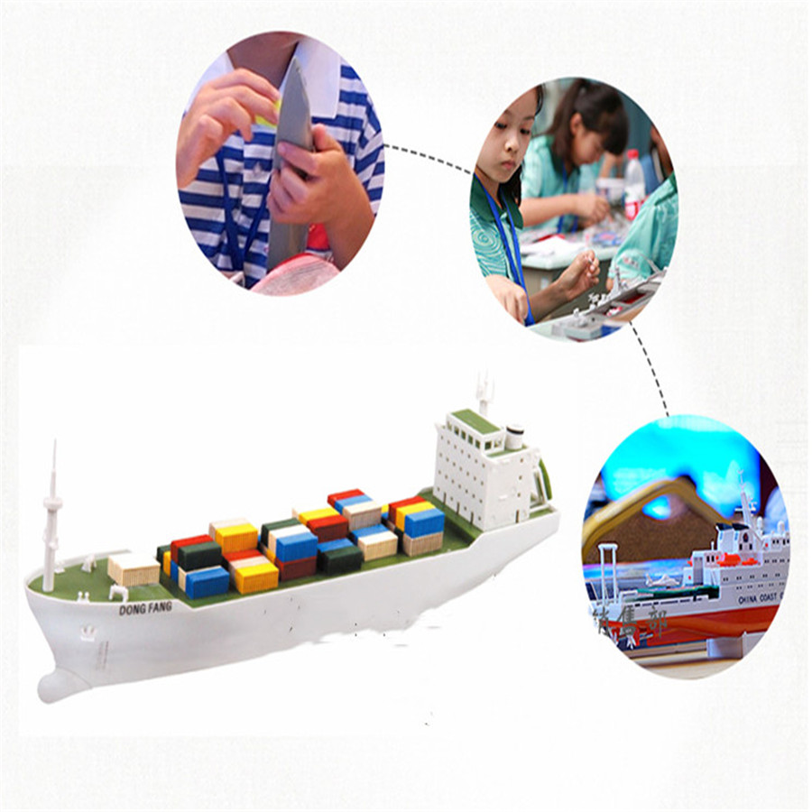 Đông Phương Bình Chứa Tàu Điện - đánh giá và giá Model Kit Yacht