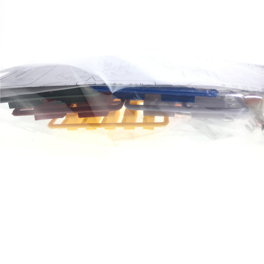 Đông Phương Bình Chứa Tàu Điện - đánh giá và giá Model Kit Yacht