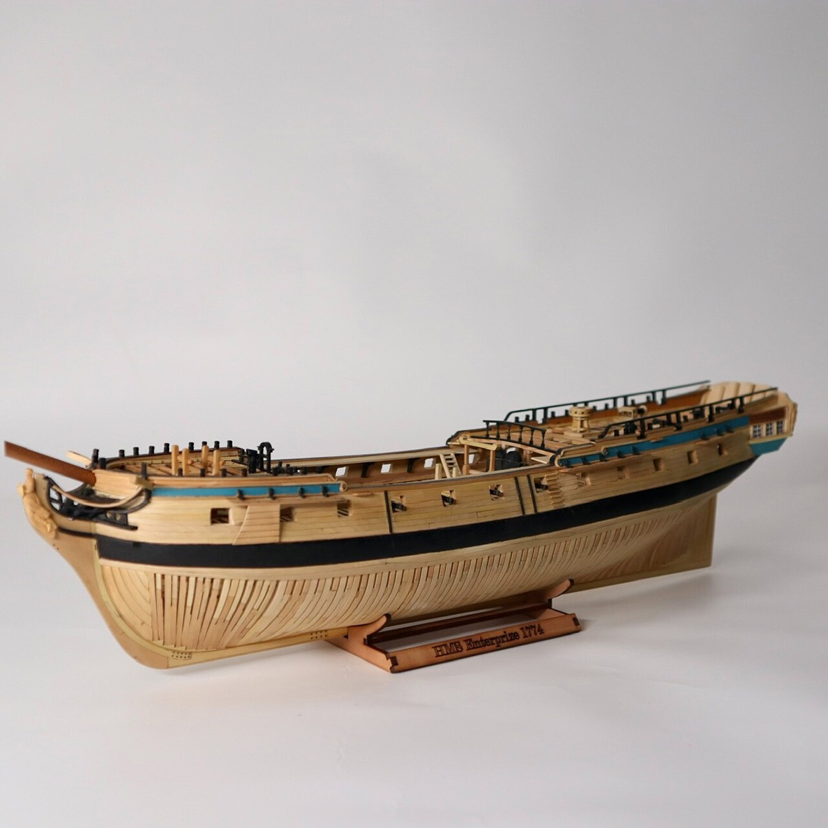 1/96 Simulation Enterprise Sai - đánh giá và giá Model Kit Yacht