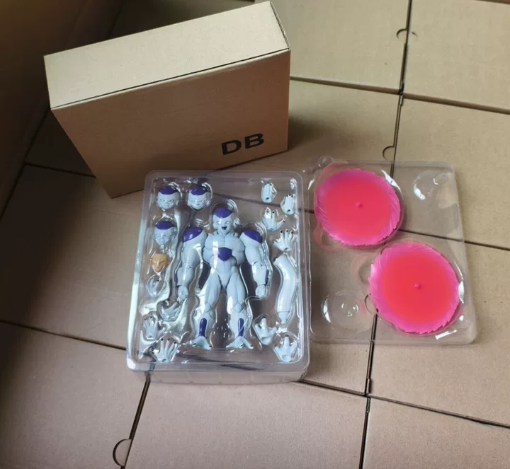 New DB Factory DB Toys Ko DBZ  - đánh giá và giá Model Kit Frieza
